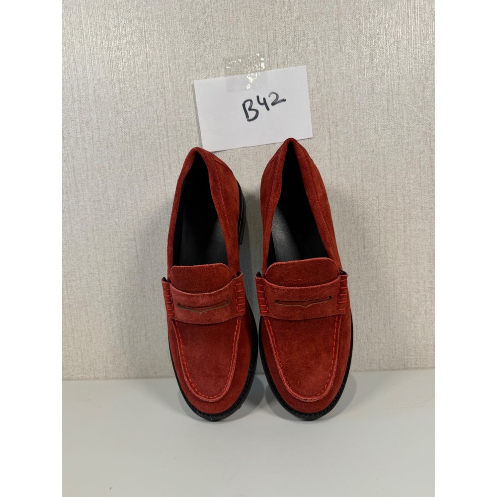 Steve Madden Womens‎ size 7.5 Madison Red Suede loafer